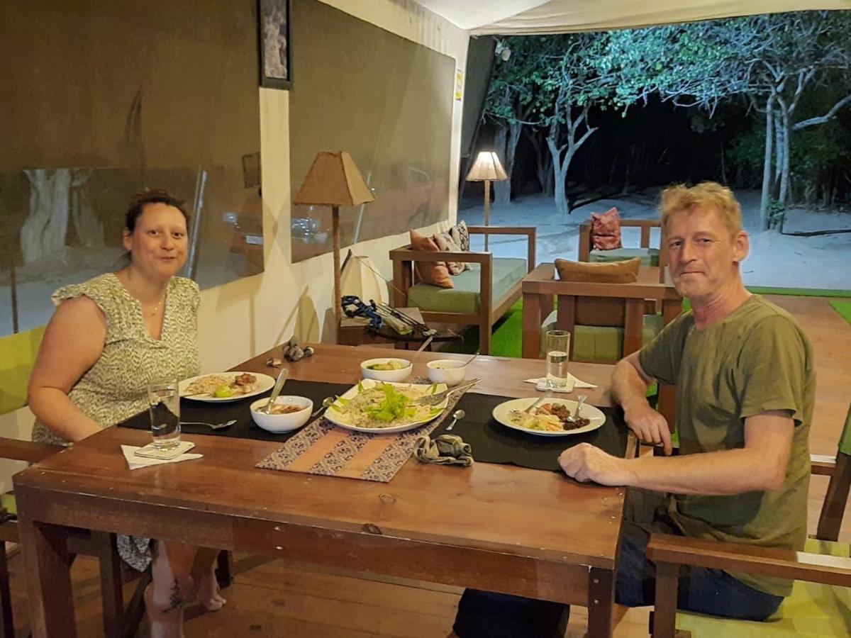 Yala Hotel Lion -Air Conditioned High Luxury Safari Camp 外观 照片