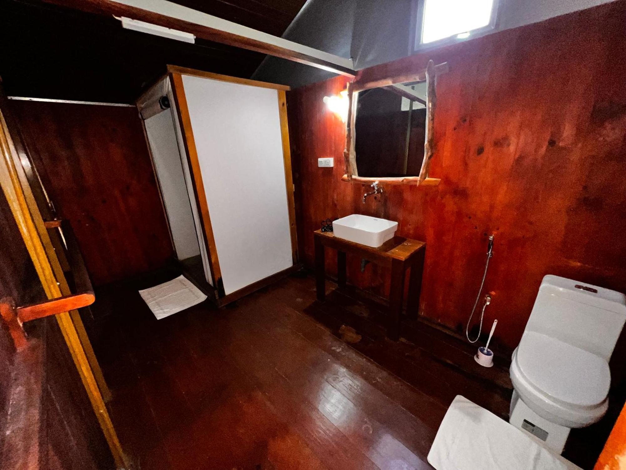 Yala Hotel Lion -Air Conditioned High Luxury Safari Camp 外观 照片