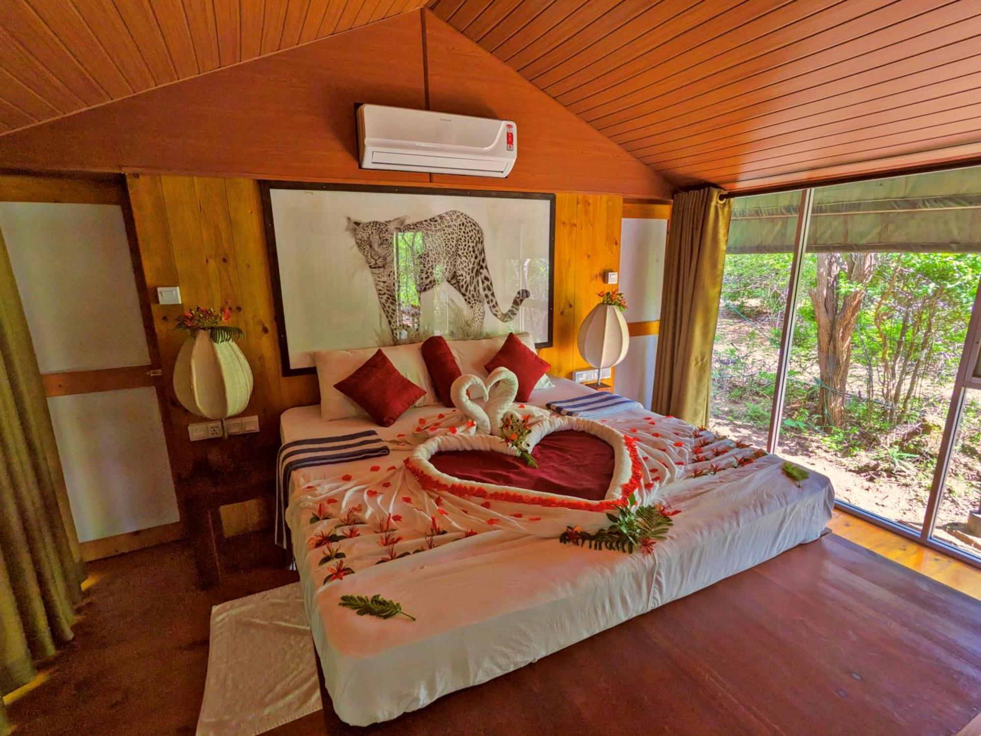 Yala Hotel Lion -Air Conditioned High Luxury Safari Camp 外观 照片